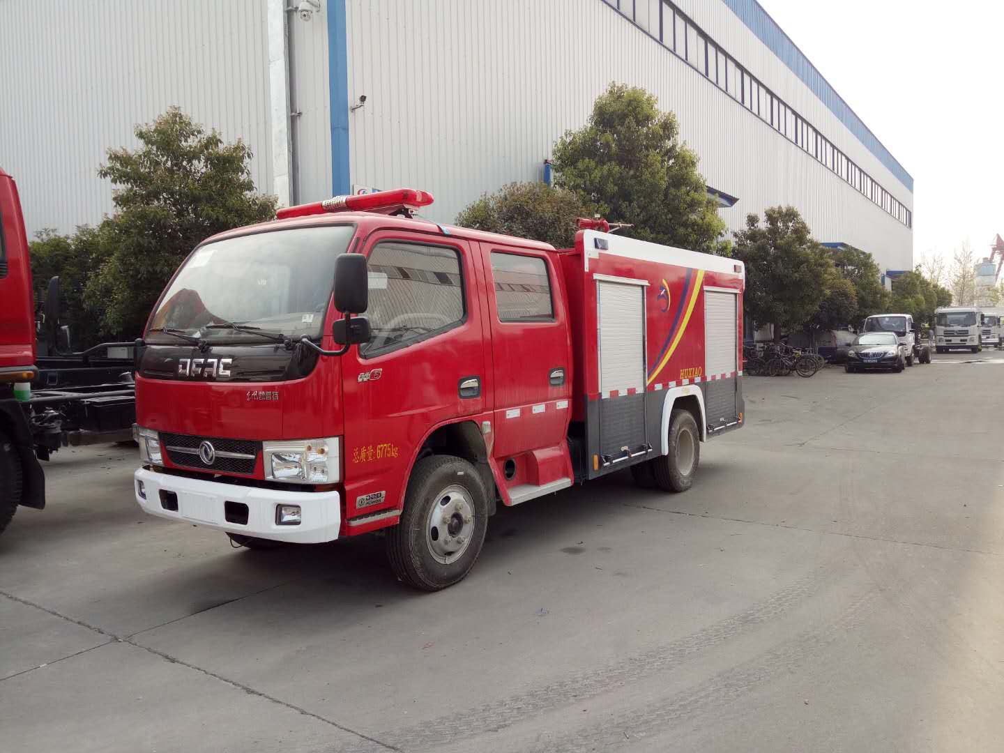 东风凯普特2.5吨水罐消防车
