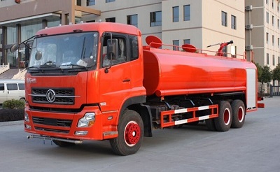 天龙16吨消防洒水车